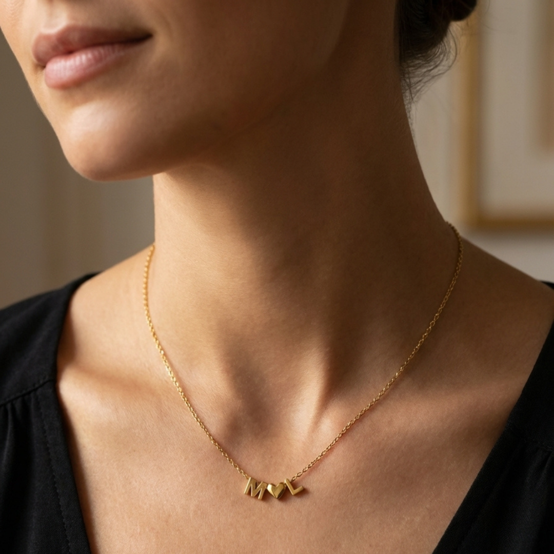 Collier Letter Love