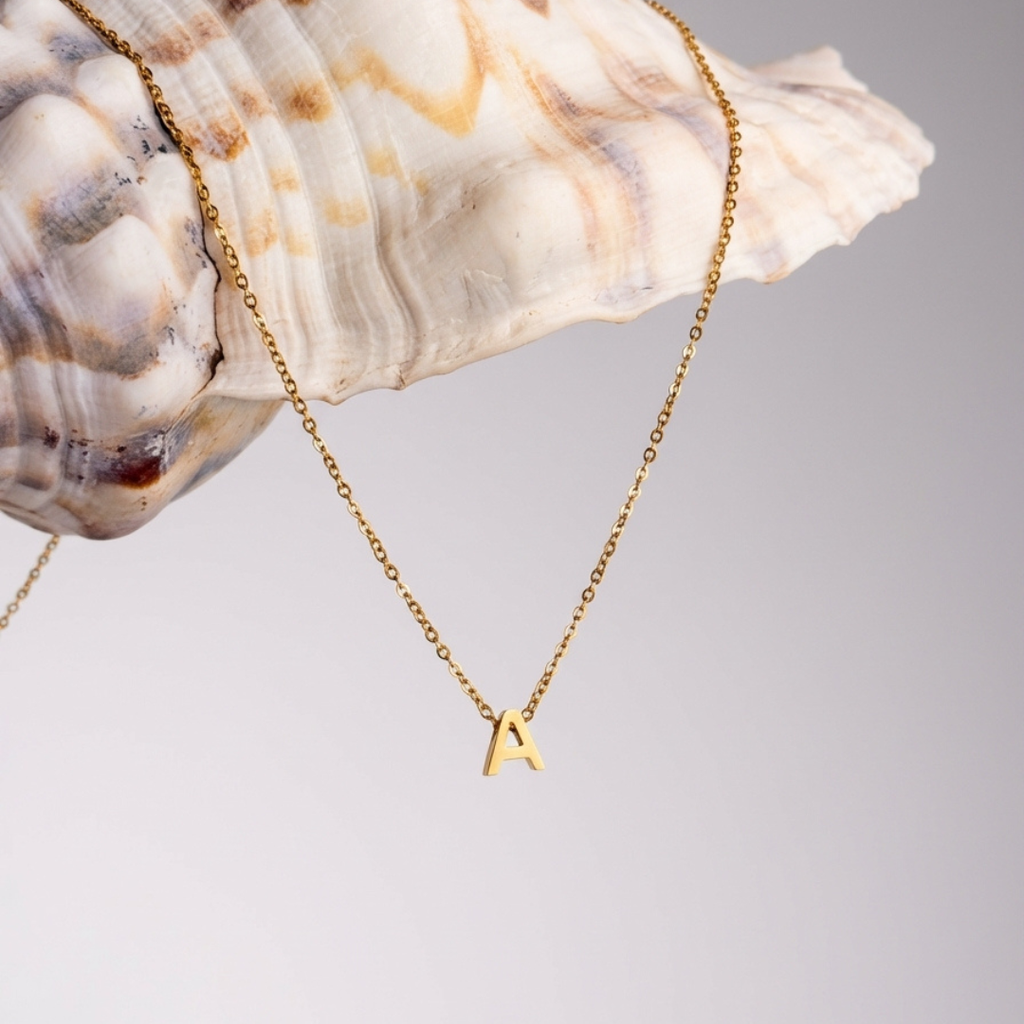 Collier Letter Love