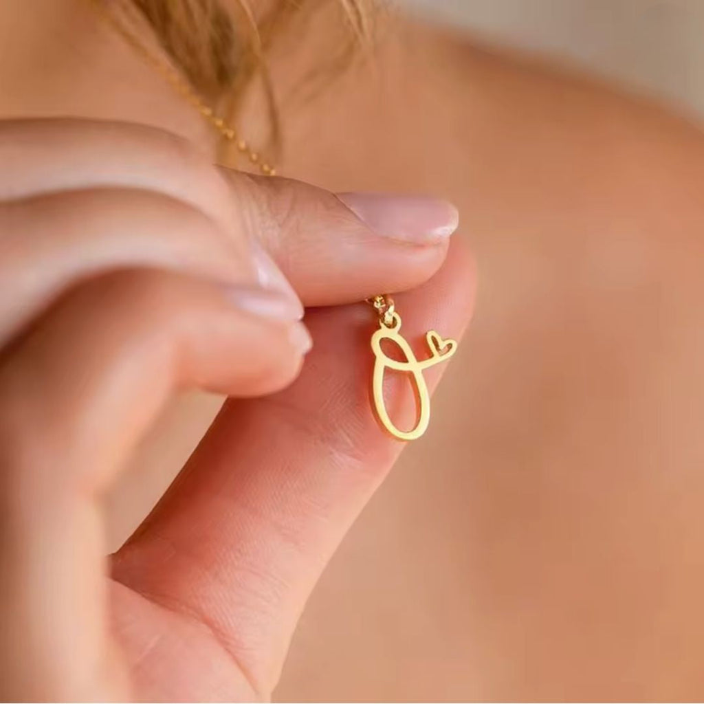 Collier Initial Jolis Amours