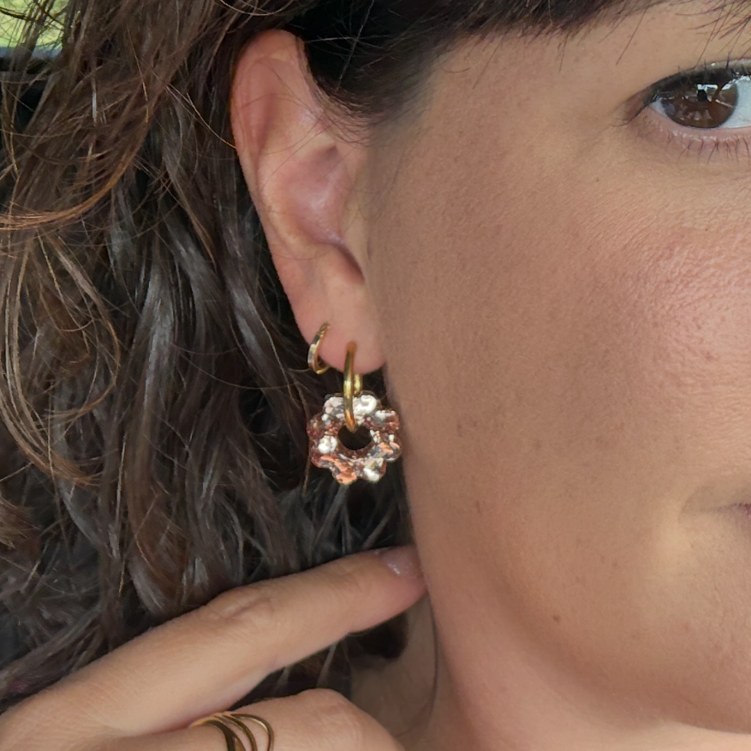 AURA – Golden Blush